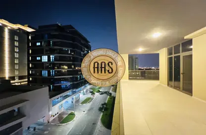 Apartment - 2 Bedrooms - 3 Bathrooms for sale in Diamond Building - Jumeirah Garden City - Al Satwa - Dubai