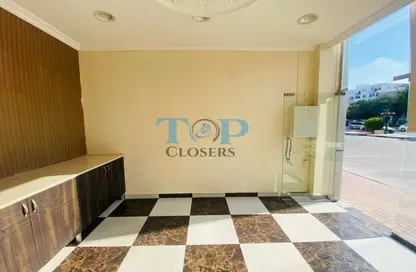 Shop - Studio - 1 Bathroom for rent in Hai Al Murabbaa - Central District - Al Ain