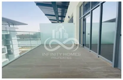 Apartment - 1 Bedroom - 1 Bathroom for rent in Oasis Residences - Masdar City - Abu Dhabi