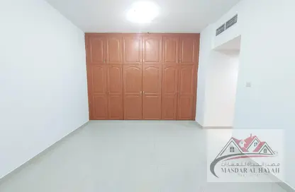 شقة - 2 غرف نوم - 2 حمامات للايجار في شارع 20 ​ - النهدة - الشارقة