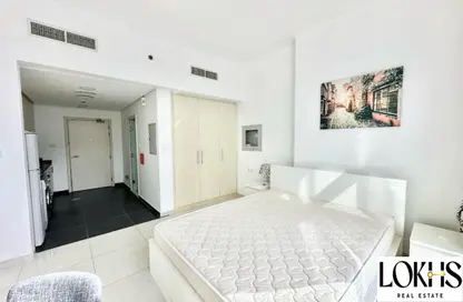 Apartment - Studio - 1 Bathroom for rent in Golf Vista 1 - Golf Vista - DAMAC Hills - Dubai