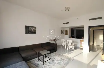 شقة - غرفة نوم - 2 حمامات للايجار في بناية 88 - ارجان - دبي