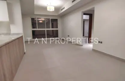 شقة - 2 غرف نوم - 2 حمامات للايجار في دون ريزيدنسي - ديستريكت 17 - قرية الجميرا سركل - دبي
