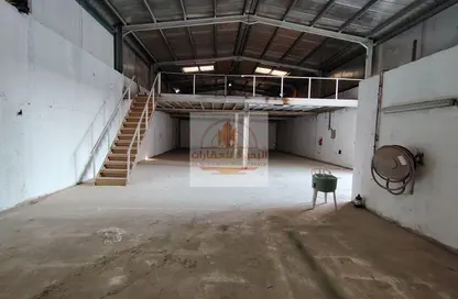 Warehouse - Studio - 4 Bathrooms for rent in Industrial Area 13 - Sharjah Industrial Area - Sharjah Warehouse - Studio - 4 Bathrooms for rent in Industrial Area 13 - Sharjah Industrial Area - Sharjah