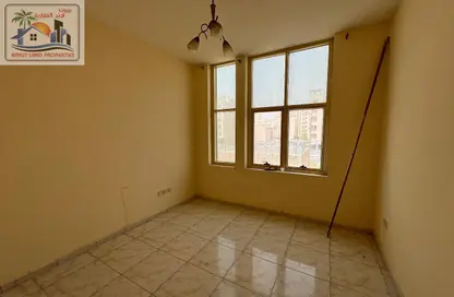 Apartment - 2 Bedrooms - 2 Bathrooms for rent in Al Mujarrah - Al Sharq - Sharjah