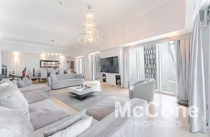 شقة - 4 غرف نوم - 5 حمامات للايجار في (برج كيان (إنفينيتي - دبي مارينا - دبي