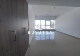 Empty Room image for: Apartment - 3 bedrooms - 4 bathrooms for rent in Bloom Central Residential - Bloom Central - Al Tibbiya - Abu Dhabi, Image 1