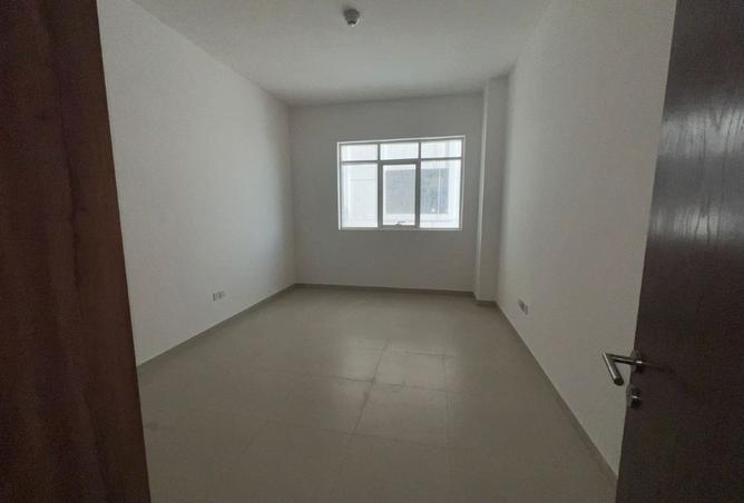 15891745 - صورة العقار 3