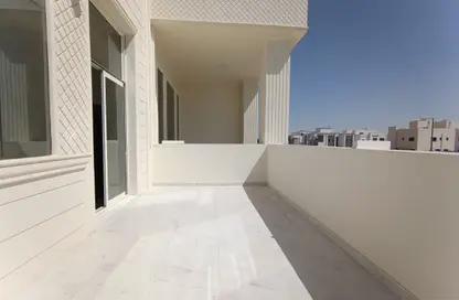 Apartment - Studio - 1 Bathroom for rent in Mohamed Bin Zayed Centre - Mohamed Bin Zayed City - Abu Dhabi