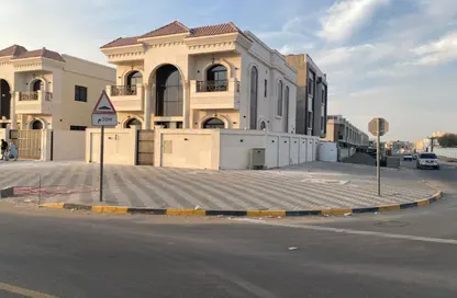 فيلا - 5 غرف نوم - 7 حمامات للبيع في الحليو 2 - الحليو - عجمان