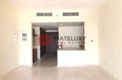 Apartment - 1 Bathroom for rent in Safeer Tower 1 - Safeer Towers - Business Bay - Dubai