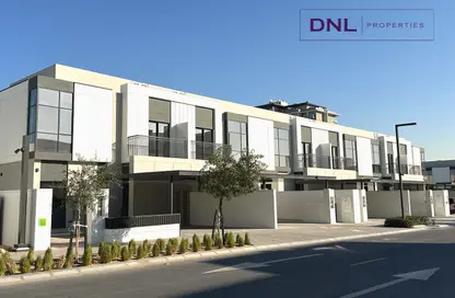 تاون هاوس - 3 غرف نوم - 3 حمامات للايجار في مروج الفرجان ويست - الفرجان - دبي