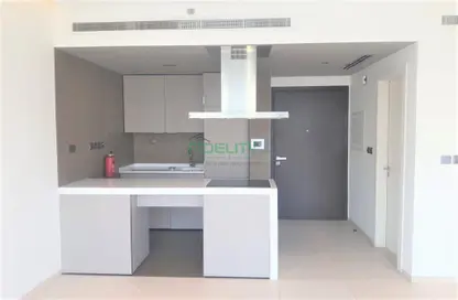Apartment - 1 Bathroom for rent in West Avenue Tower - Dubai Marina - Dubai