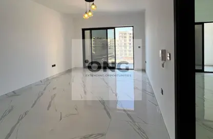 Empty Room image for: Apartment - 1 Bedroom - 1 Bathroom for sale in Gardenia Livings - Arjan - Dubai, Image 1