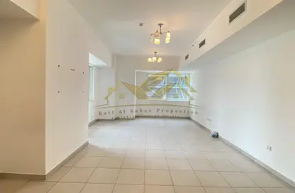 شقة - 2 غرف نوم - 2 حمامات للايجار في بلو تاور - شارع الشيخ زايد - دبي شقة - 2 غرف نوم - 2 حمامات للايجار في بلو تاور - شارع الشيخ زايد - دبي