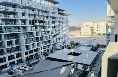 Apartment - 1 Bedroom - 2 Bathrooms for sale in Oasis 1 - Oasis Residences - Masdar City - Abu Dhabi