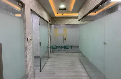 مكتب - استوديو - 2 حمامات للايجار في خليج آيريس - الخليج التجاري - دبي