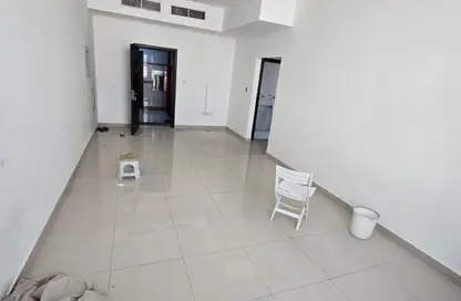 Apartment - 1 Bedroom - 1 Bathroom for rent in Ajman Corniche Road - Ajman