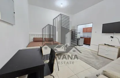 Apartment - Studio - 1 Bathroom for rent in Khalifa City A Villas - Khalifa City A - Khalifa City - Abu Dhabi