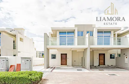 Villa - 3 Bedrooms - 3 Bathrooms for rent in Albizia - Damac Hills 2 - Dubai
