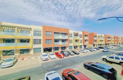 Apartment - 1 Bedroom - 2 Bathrooms for rent in The Square 1 - Muwaileh Commercial - Sharjah