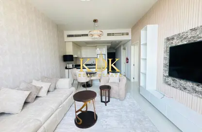 شقة - غرفة نوم - 2 حمامات للبيع في غالية - منطقة 18 - قرية الجميرا سركل - دبي