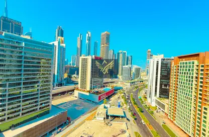 شقة - غرفة نوم - 2 حمامات للايجار في ارت اكس اي في - الخليج التجاري - دبي