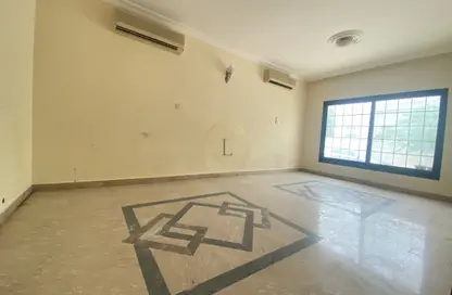 فيلا - 4 غرف نوم - 5 حمامات للايجار في المرايغ - الجهلي - العين