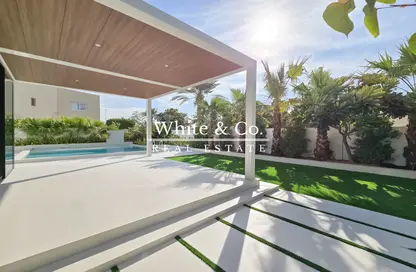 Villa - 4 Bedrooms - 5 Bathrooms for rent in Meadows 1 - Meadows - Dubai