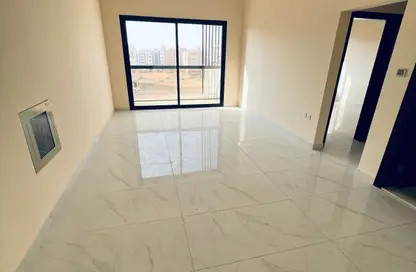 شقة - غرفة نوم - 2 حمامات للايجار في الجرف 3 - الجرف - عجمان وسط المدينة - عجمان شقة - غرفة نوم - 2 حمامات للايجار في الجرف 3 - الجرف - عجمان وسط المدينة - عجمان