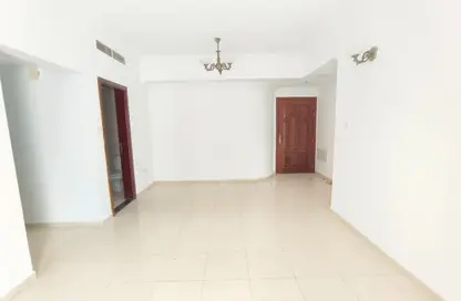 Apartment - 1 Bedroom - 2 Bathrooms for rent in New Al Taawun Road - Al Taawun - Sharjah
