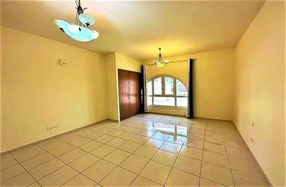 Apartment - 1 Bedroom - 2 Bathrooms for rent in Gardenia 1 - Emirates Gardens 1 - Jumeirah Village Circle - Dubai