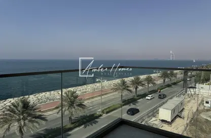 Apartment - 3 Bedrooms - 5 Bathrooms for rent in Ellington Beach House - Palm Jumeirah - Dubai