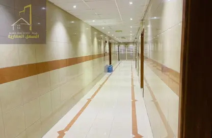 عمارة بالكامل - 8 غرف نوم - 8 حمامات للبيع في مجمع مويلح - تجارية مويلح - الشارقة