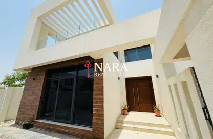 Villa - 5 Bedrooms - 7 Bathrooms for rent in West Yas - Yas Island - Abu Dhabi