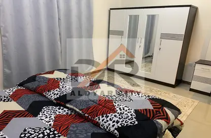 شقة - غرفة نوم - 2 حمامات للايجار في مساكن كورنيش عجمان - طريق كورنيش عجمان - عجمان