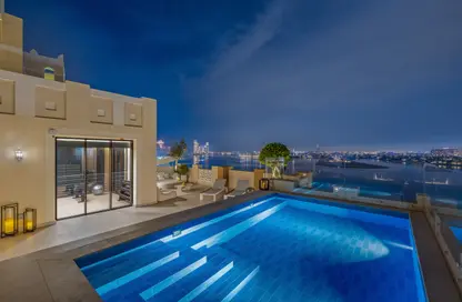 Fully Upgraded Luxury Penthouse Apartment on Palm