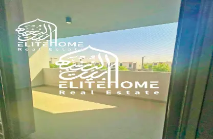 شقة - 2 غرف نوم - 3 حمامات للبيع في ذا غيت - الجادة - الشارقة