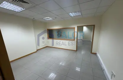 مكتب - استوديو - 2 حمامات للايجار في مركز الهرم - عود ميثاء - بر دبي - دبي