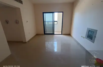 عمارة بالكامل - استوديو - 8 حمامات للبيع في الجرف 2 - الجرف - عجمان وسط المدينة - عجمان