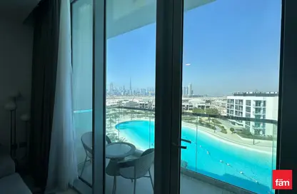 صورة لـ شرفة شقة - غرفة نوم - 2 حمامات للبيع في ريزيدنس 4 - المنطقة وان - مدينة الشيخ محمد بن راشد - دبي ، صورة رقم 1