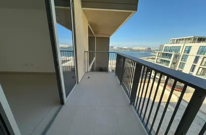 Balcony image for: Duplex - 4 Bedrooms - 5 Bathrooms for rent in Building B - Al Zeina - Al Raha Beach - Abu Dhabi, Image 1