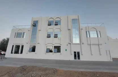 Whole Building - Studio - 5 Bathrooms for rent in Al Zaafaran - Al Khabisi - Al Ain