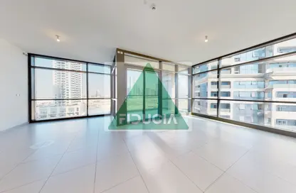 Apartment - 3 Bedrooms - 4 Bathrooms for sale in Canal Residence - Al Reem Island - Abu Dhabi