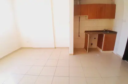 Apartment - Studio - 1 Bathroom for rent in Al Butina - Sharjah