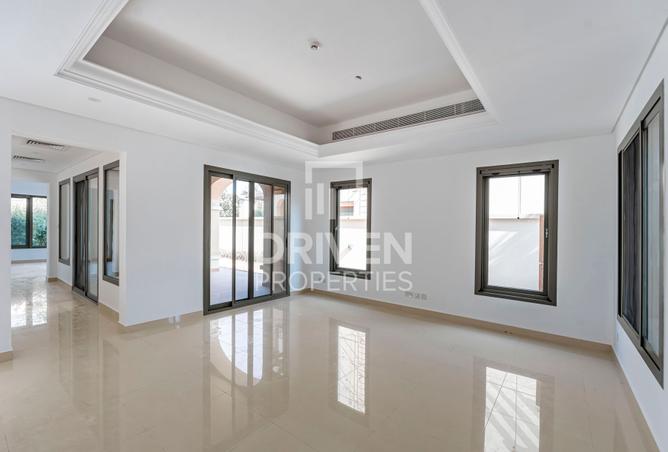 15614667 - Property Image 2