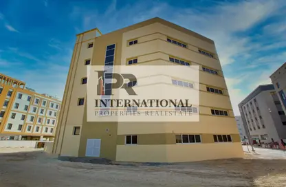 Labor Camp - Studio - 7+ Bathrooms for rent in Al Jurf Industrial - Ajman