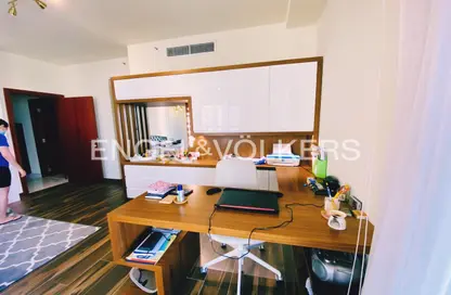 شقة - 3 غرف نوم - 4 حمامات للبيع في مرجان 1 - مرجان - مساكن شاطئ الجميرا - دبي شقة - 3 غرف نوم - 4 حمامات للبيع في مرجان 1 - مرجان - مساكن شاطئ الجميرا - دبي