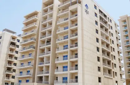 Apartment - 1 Bedroom - 1 Bathroom for sale in Mazaya 1 - Queue Point - Liwan - Dubai Land - Dubai