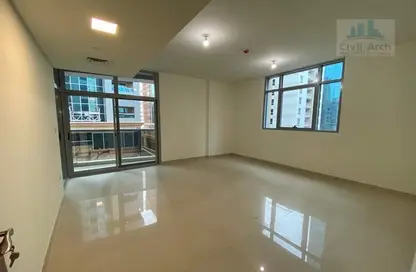 Empty Room image for: Apartment - 1 Bedroom - 2 Bathrooms for rent in Horizon Building - Al Barsha 1 - Al Barsha - Dubai, Image 1
